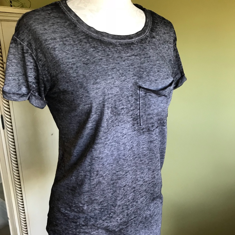 Grey t-shirt
